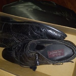 DeLaEntis 9.5 Black